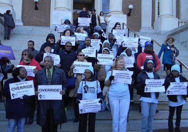 Protestors gathered on the steps of the Maryland State House in Annapolis, Maryland, on January 14, 2016, to advocate for the right of ex-felons to vote. (Capital News Service photo by Josh Magness.)