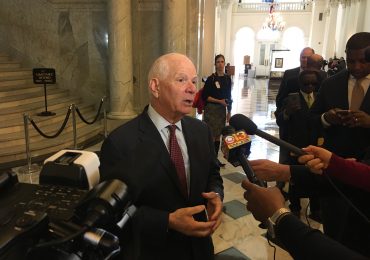 U.S. Sen. Ben Cardin, D-Md., addresses reporters at the Maryland State House on the opening day of the General Assembly’s 2016 session in Annapolis on January 13, 2016. (Capital News Service photo by Amber Ebanks).