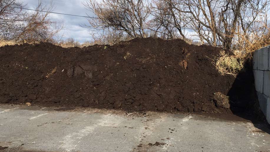 A pile of Maryland State Highway Administration compost, made from deer carcasses, manure and wood chips. (Courtesy of Charlie Gischlar/Maryland State Highway Administration)
