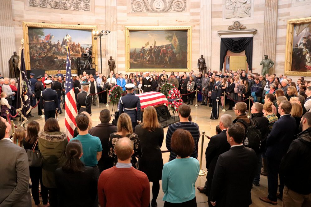 WASHINGTON - Hundreds of visitors have come to see Bush coffin in the Capitol Rotunda (Albane Guichard/Capital News Service)
