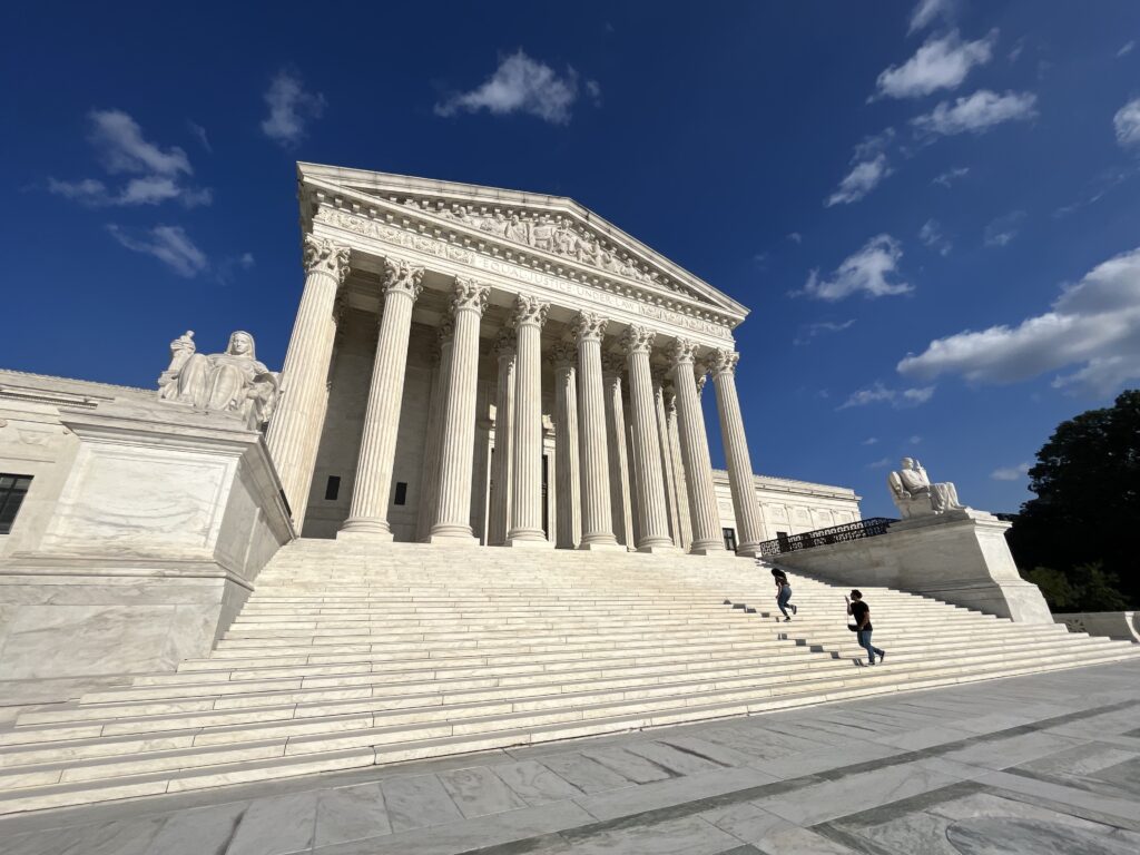 Supreme Court Appears Divided Over Using Obstruction Statute Against ...